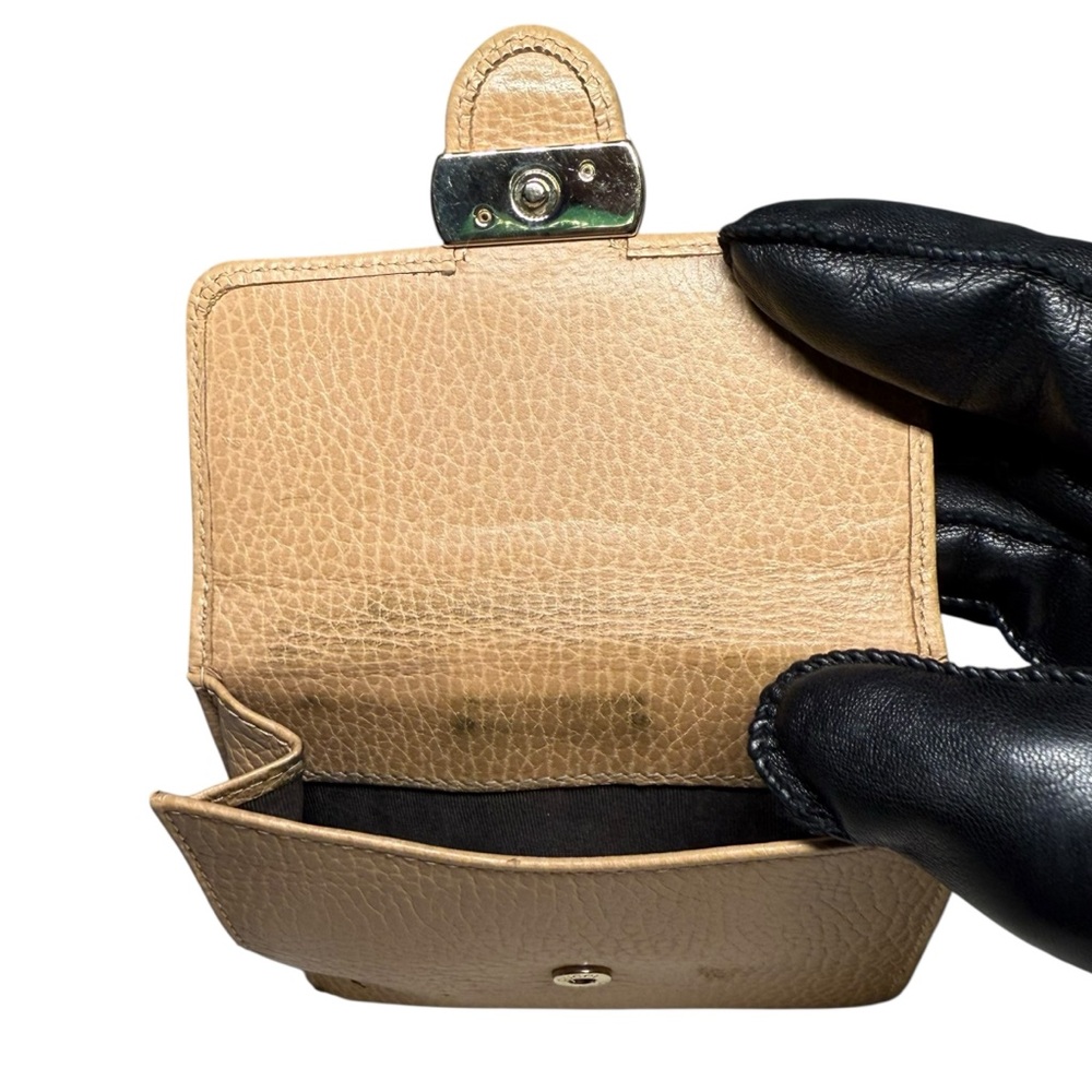 Gucci GG Interlocking Leather Beige Bi-Fold Compact Wallet. - Picture 7 of 16